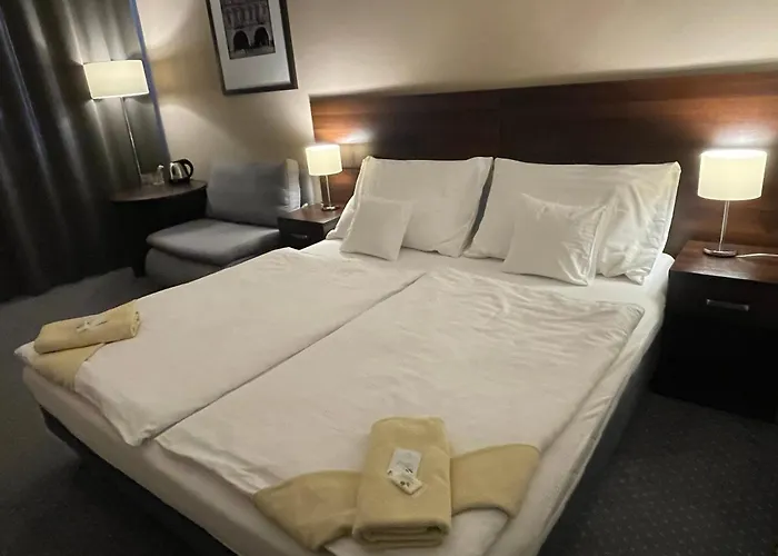 Hotell Zlaty Andel 3*